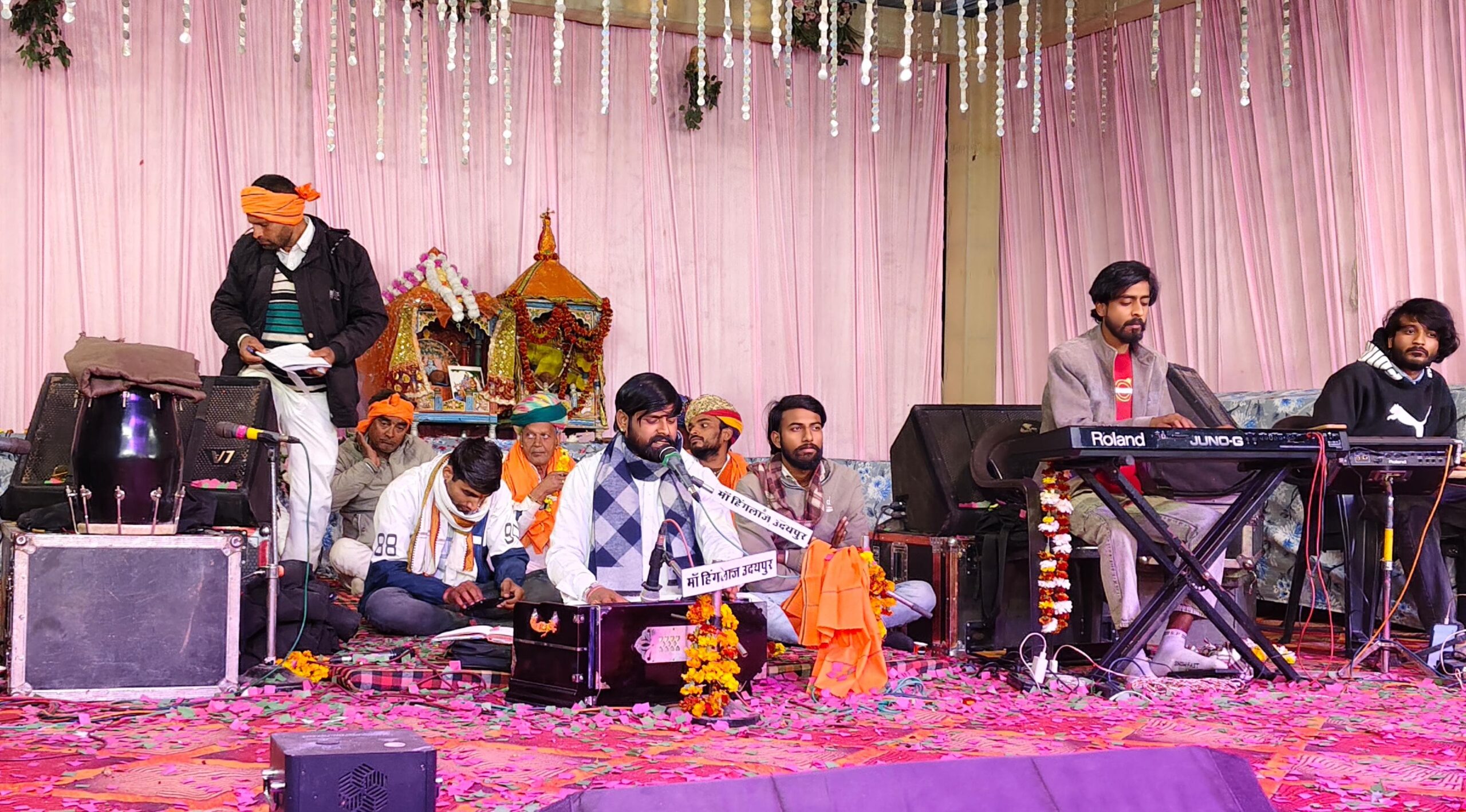 मामी मतना बोलो कड़वा कड़वा बोल नारायण छोटियो बालकियो – श्रवण  माही सप्तमी पर देवालयों में लगी भक्तों की भीड़ 